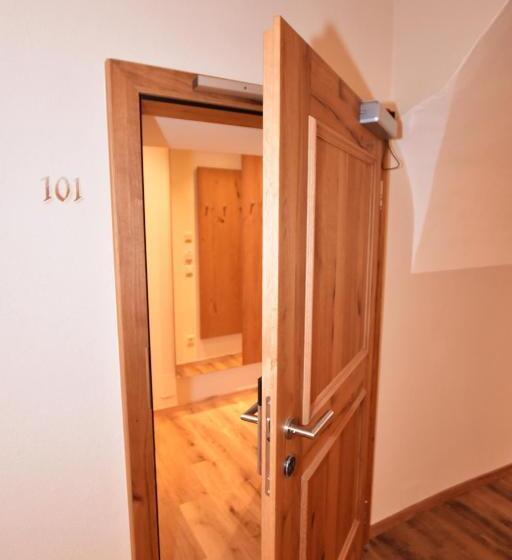 デラックスルーム, Gasthof Lebzelter