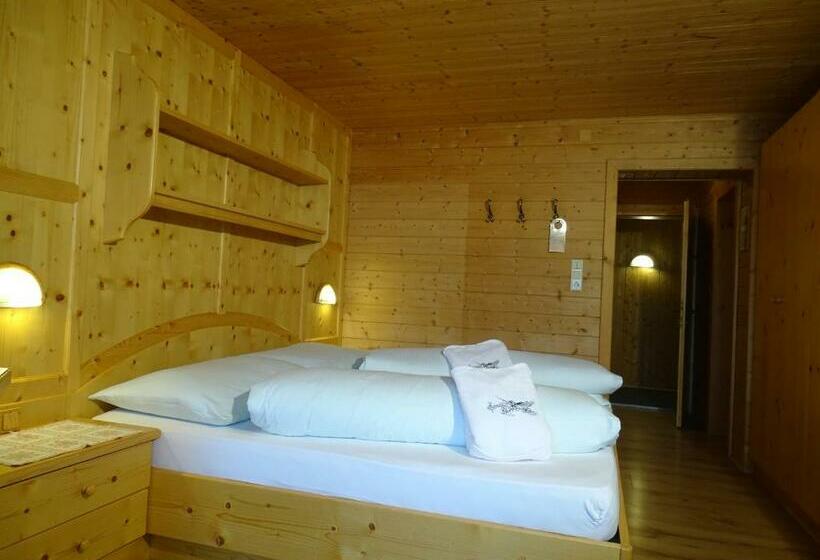 스탠다드 트리플 룸, Gasthof Geierwallihof