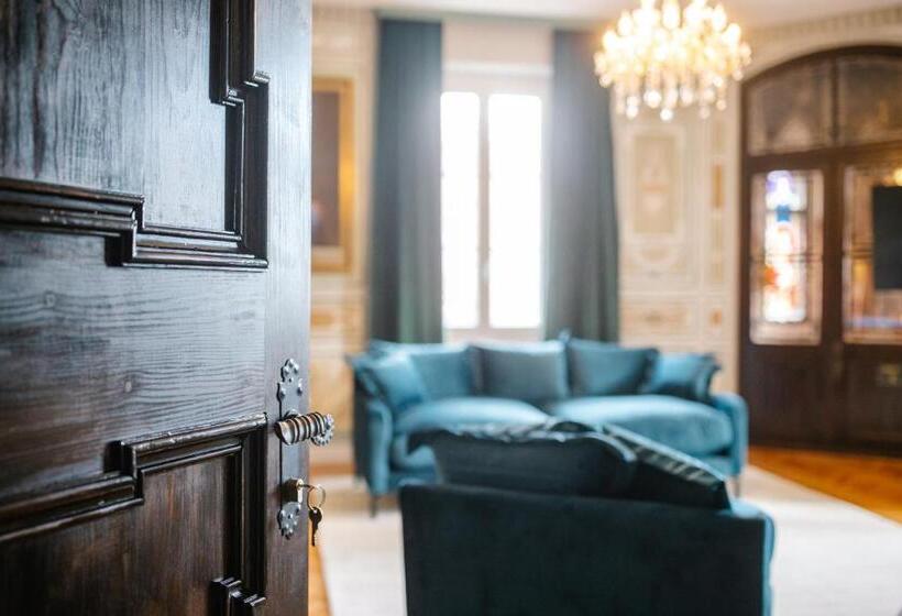 סוויטת ג'וניור דלוקס, Georgi Schloss   Boutique