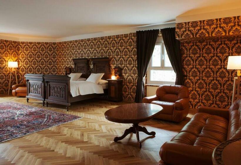 Люкс, Georgi Schloss   Boutique