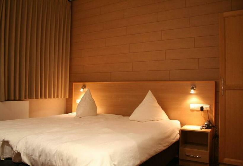 舒适型房间, Brasserie Ingredi