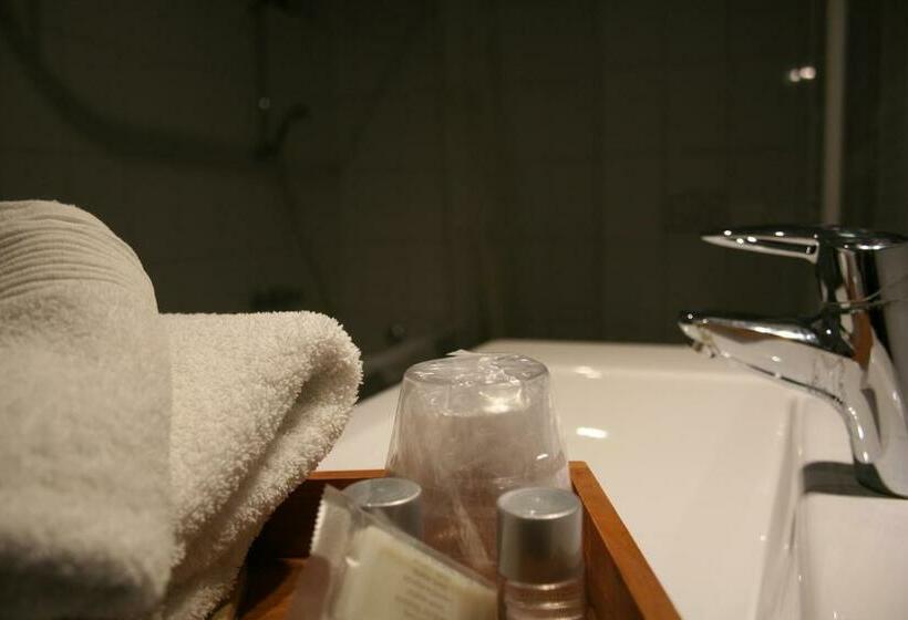 舒适型房间, Brasserie Ingredi