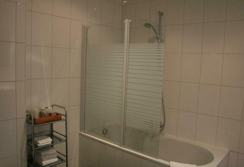 舒适型房间, Brasserie Ingredi