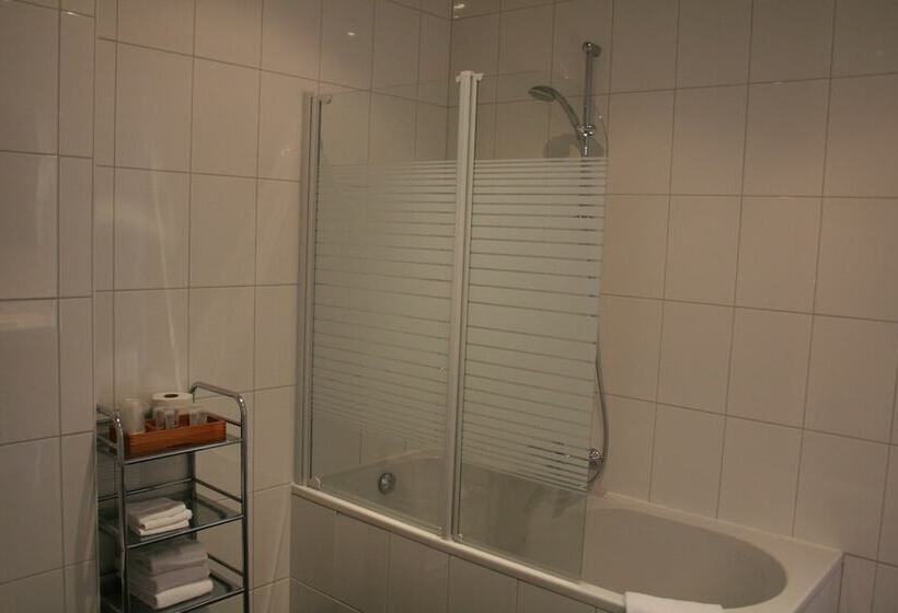 舒适型房间, Brasserie Ingredi