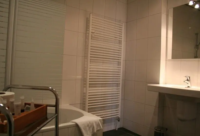 ジュニアスイート, Brasserie Ingredi