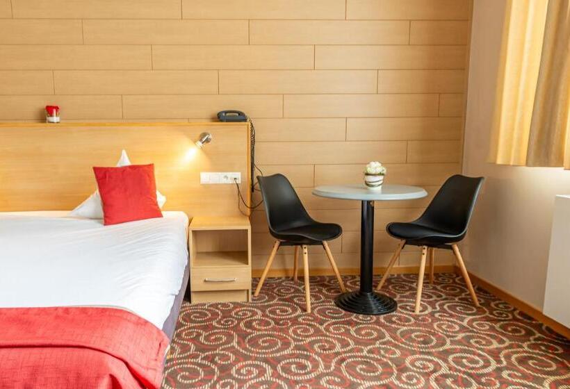 舒适三人间, Brasserie Ingredi