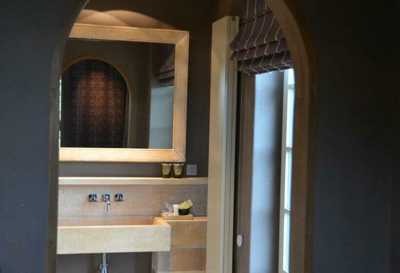 디럭스 룸, La Sablière