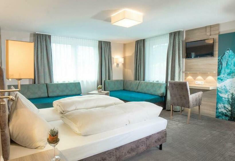 家庭间, Neue Post