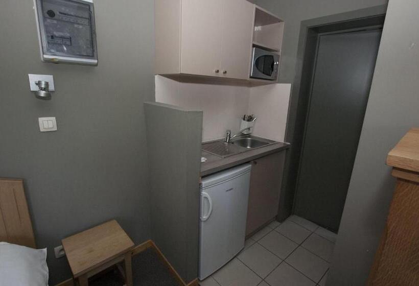 スタンダードルーム, Piano 2   Mont St Guibert   Louvain La Neuve