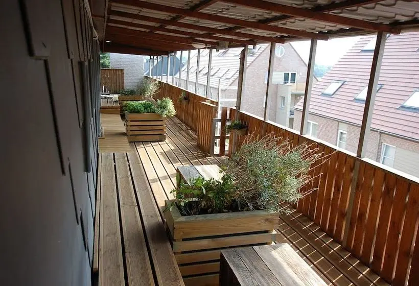 ダブルベッドのスタンダードシングルルーム, Piano 2   Mont St Guibert   Louvain La Neuve