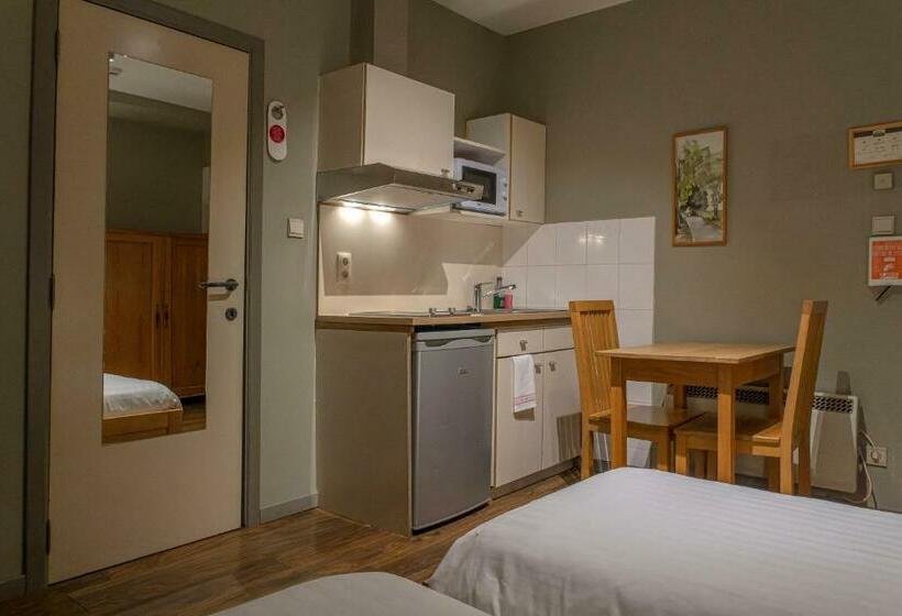 スタンダードルーム, Piano 2   Mont St Guibert   Louvain La Neuve