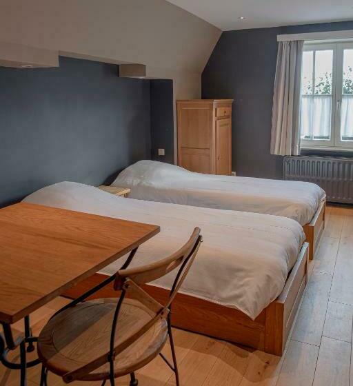 חדר סטנדרט, Piano 2   Mont St Guibert   Louvain La Neuve