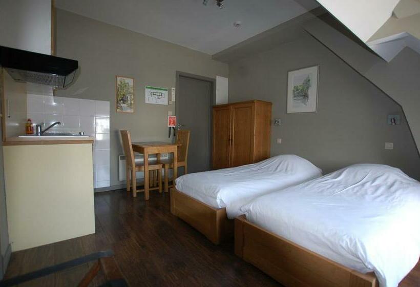 Номер Стандарт, Piano 2   Mont St Guibert   Louvain La Neuve
