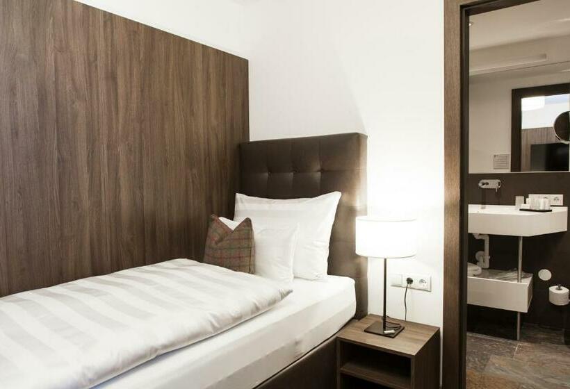 اتاق استاندارد یک نفره, Schweiger