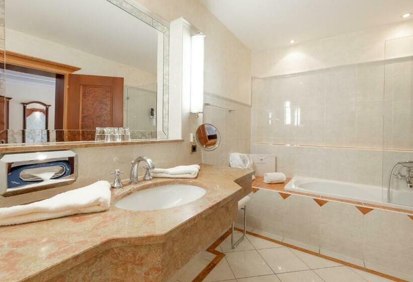 디럭스 룸, Seehof