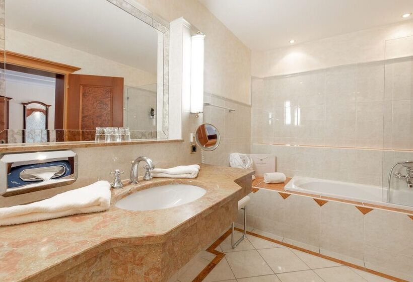 디럭스 룸, Seehof