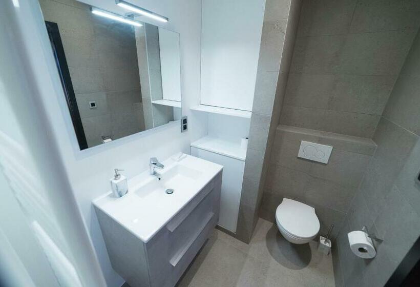 标准间, B&b The Street Lodge