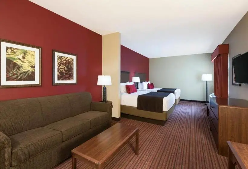 スイート, Best Western Plus Hudson Hotel & Suites
