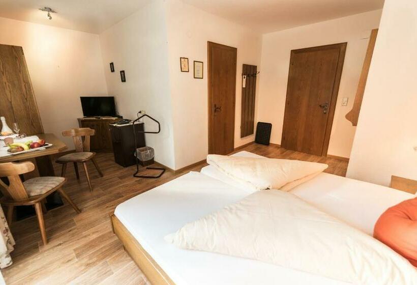 Номер Стандарт, Quality Hosts Arlberg Hotel Gasthof Freisleben