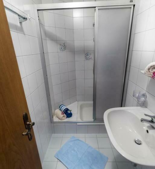 スタンダードルーム, Quality Hosts Arlberg Hotel Gasthof Freisleben