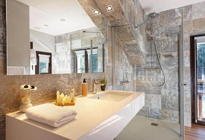 スタンダードルーム, Atalaia