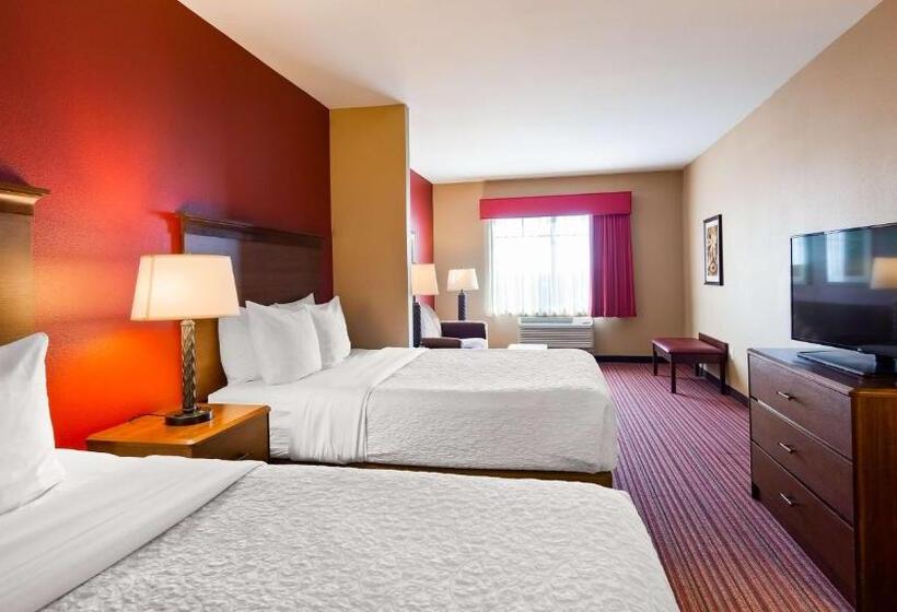 جناح ديلوكس, Best Western Plus Hudson Hotel & Suites