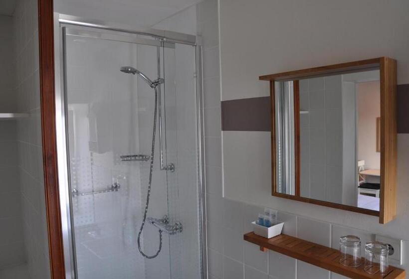 חדר קומפורט, Bon Accueil