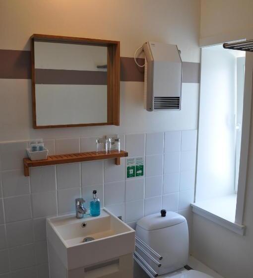 חדר קומפורט, Bon Accueil