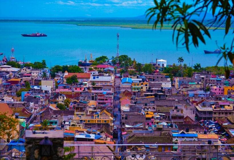 高级大房间, Habitation Des Lauriers