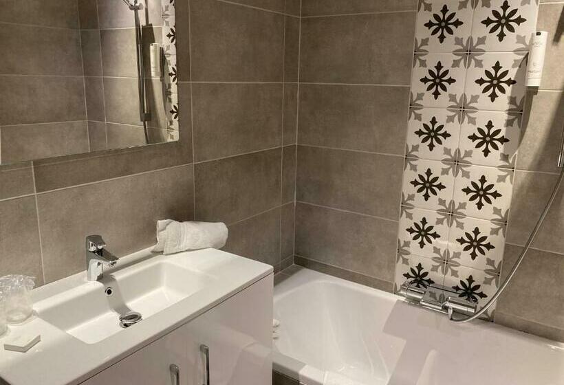 Классический Номер, Le Relais De La Haute Sambre