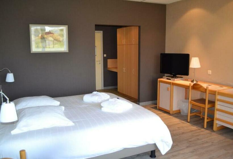 Номер Комфорт, Le Relais De La Haute Sambre