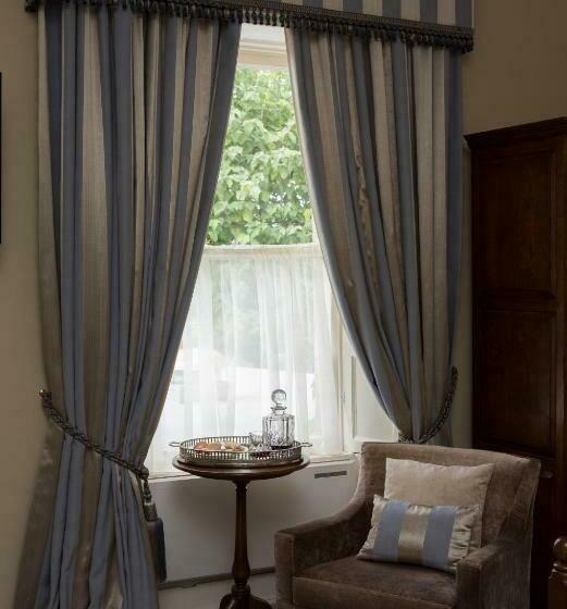 חדר סטנדרט, Raheen House