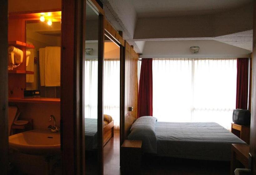 חדר סטנדרט, Th 1400