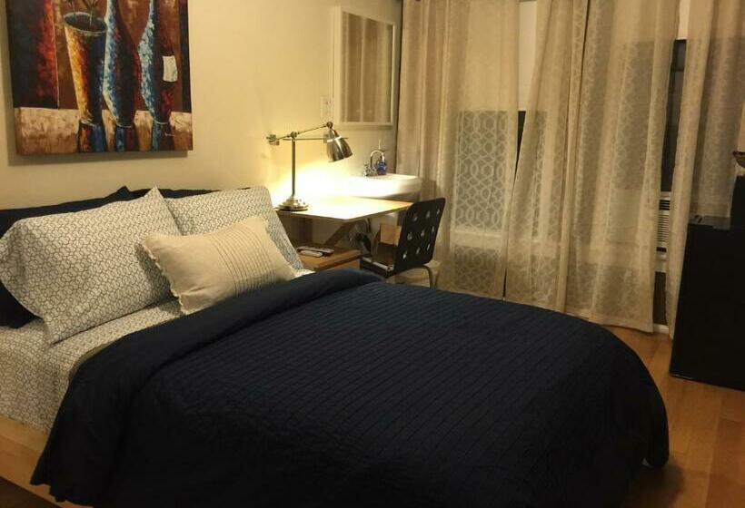 Standard Værelse, Royal