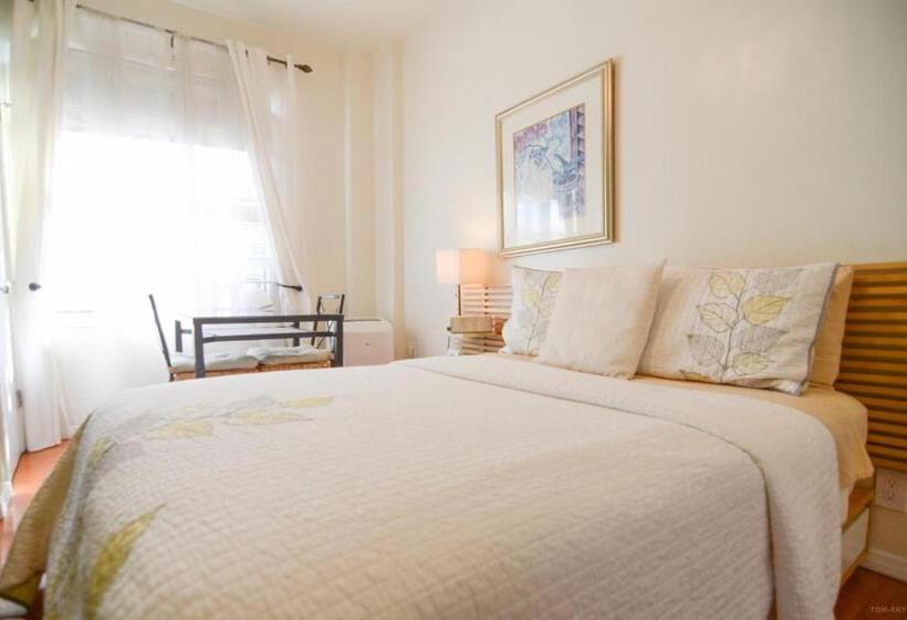 Standard Værelse, Royal