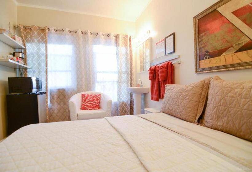 Standard Studio, Royal