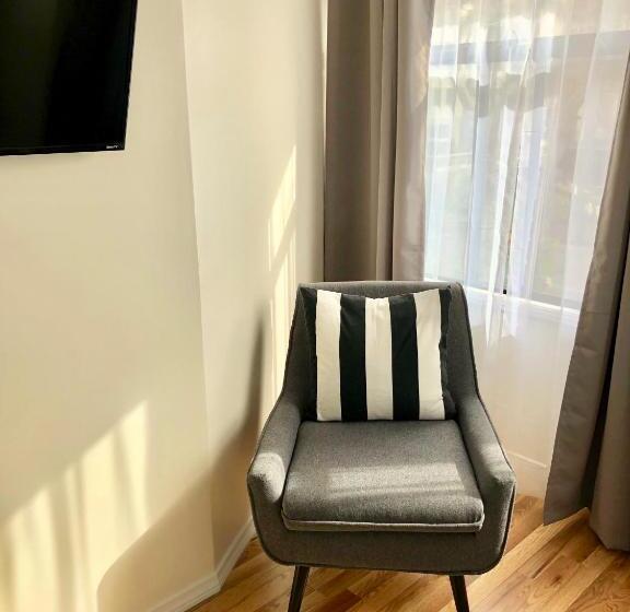 Deluxe Værelse, Royal