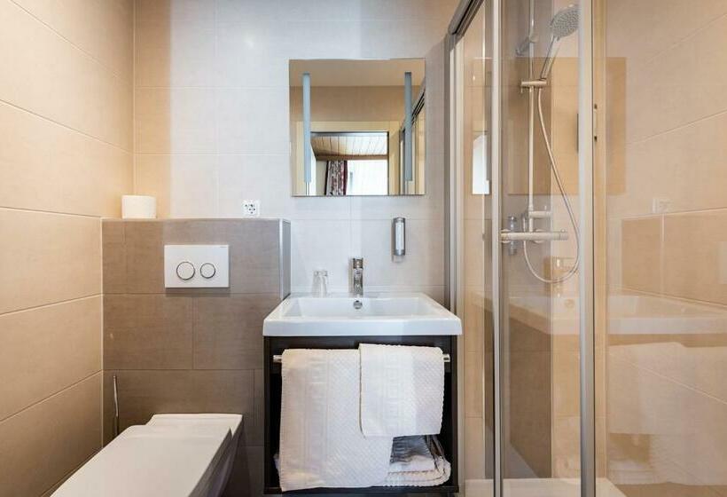 Номер Стандарт, Schloss Mitterhart