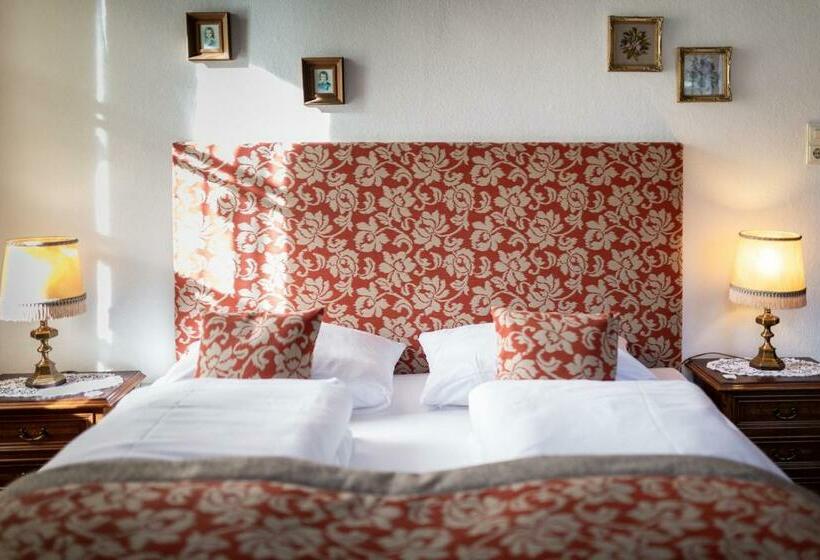 Номер Стандарт, Schloss Mitterhart