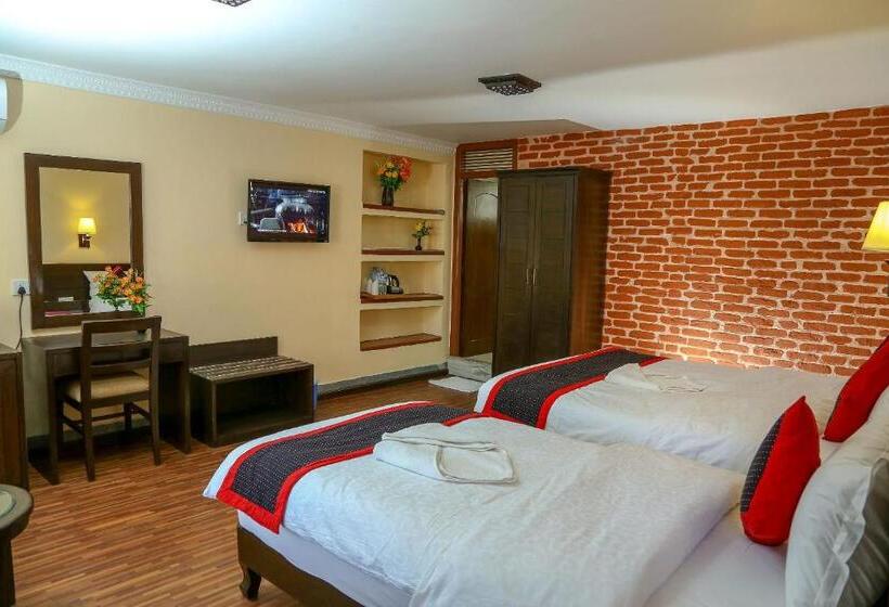 اتاق لوکس خانوادگی, Taleju Boutique