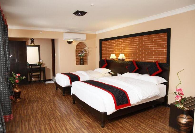 اتاق لوکس خانوادگی, Taleju Boutique