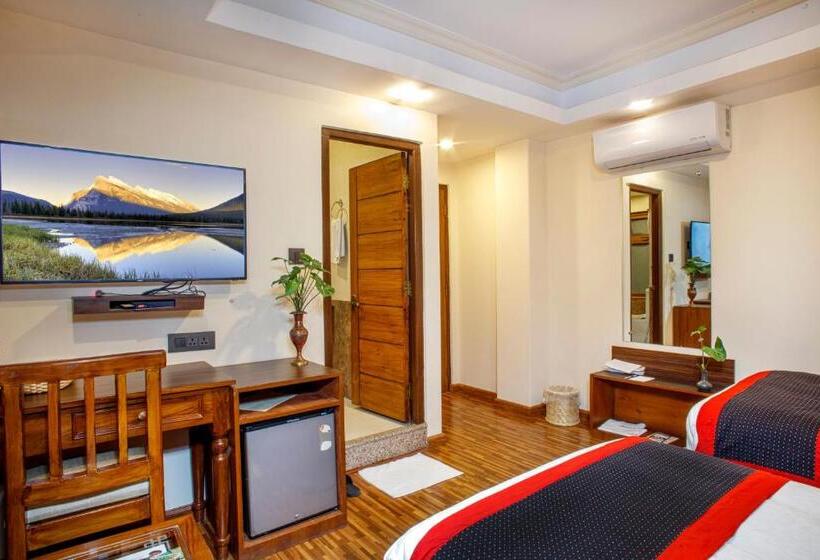 اتاق لوکس, Taleju Boutique