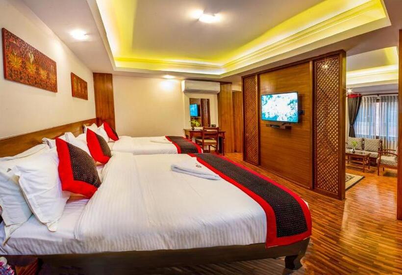 سوییت لوکس, Taleju Boutique