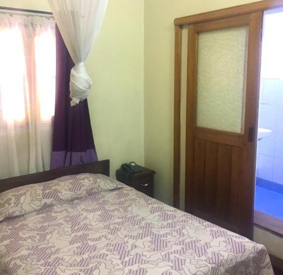 اتاق استاندارد, Tana Jacaranda