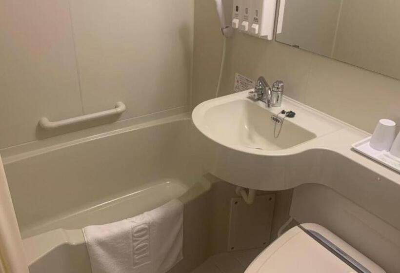 Номер Deluxe, Toyoko Inn Osaka Namba Nippombashi