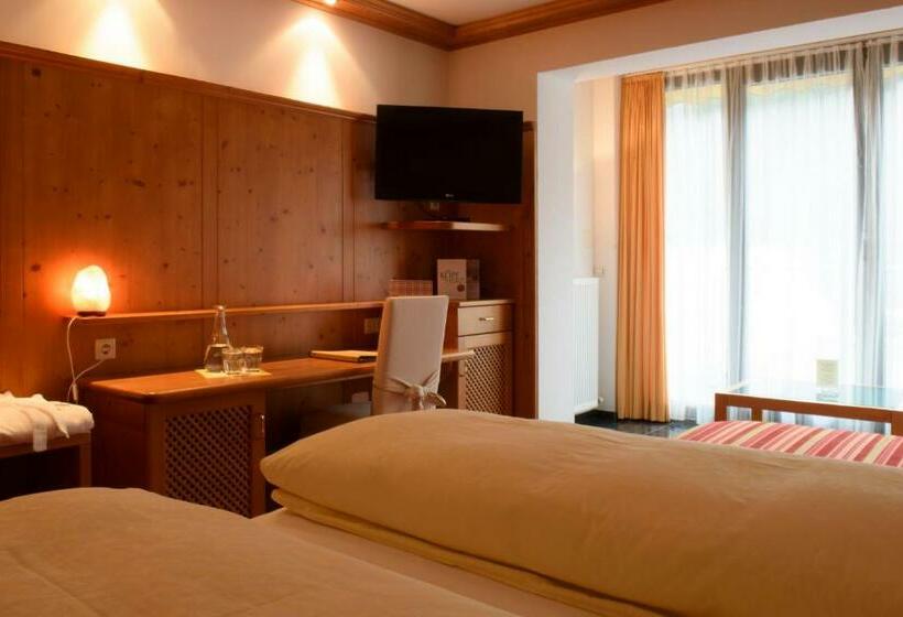 غرفة قياسية, Boutiquethotel Grandau