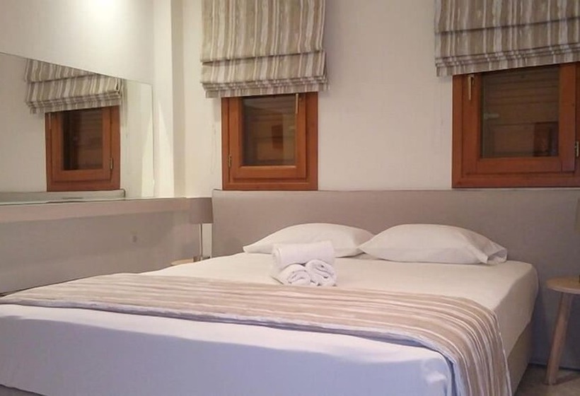 סטודיו משפחתי, Top Studios