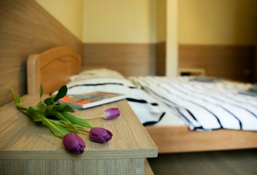 اتاق استاندارد, East Private Rooms