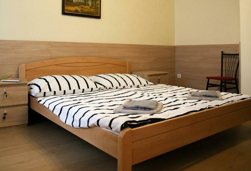 اتاق استاندارد, East Private Rooms