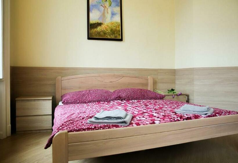 اتاق لوکس, East Private Rooms